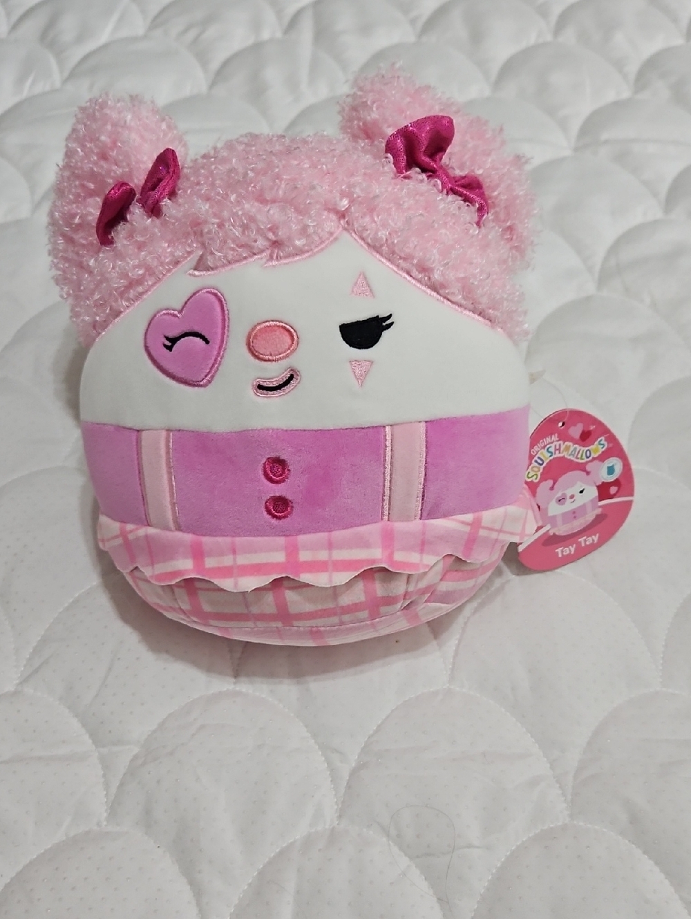 Squishmallows Tay-Tay Pink Plush Heart-Eye Character